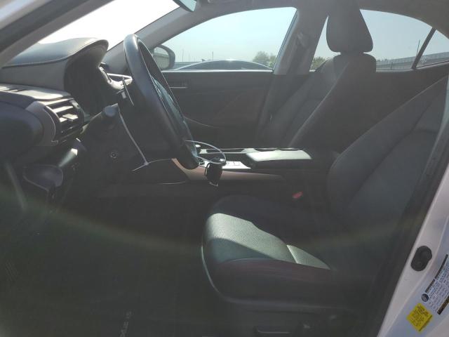  LEXUS IS 2020 Biały