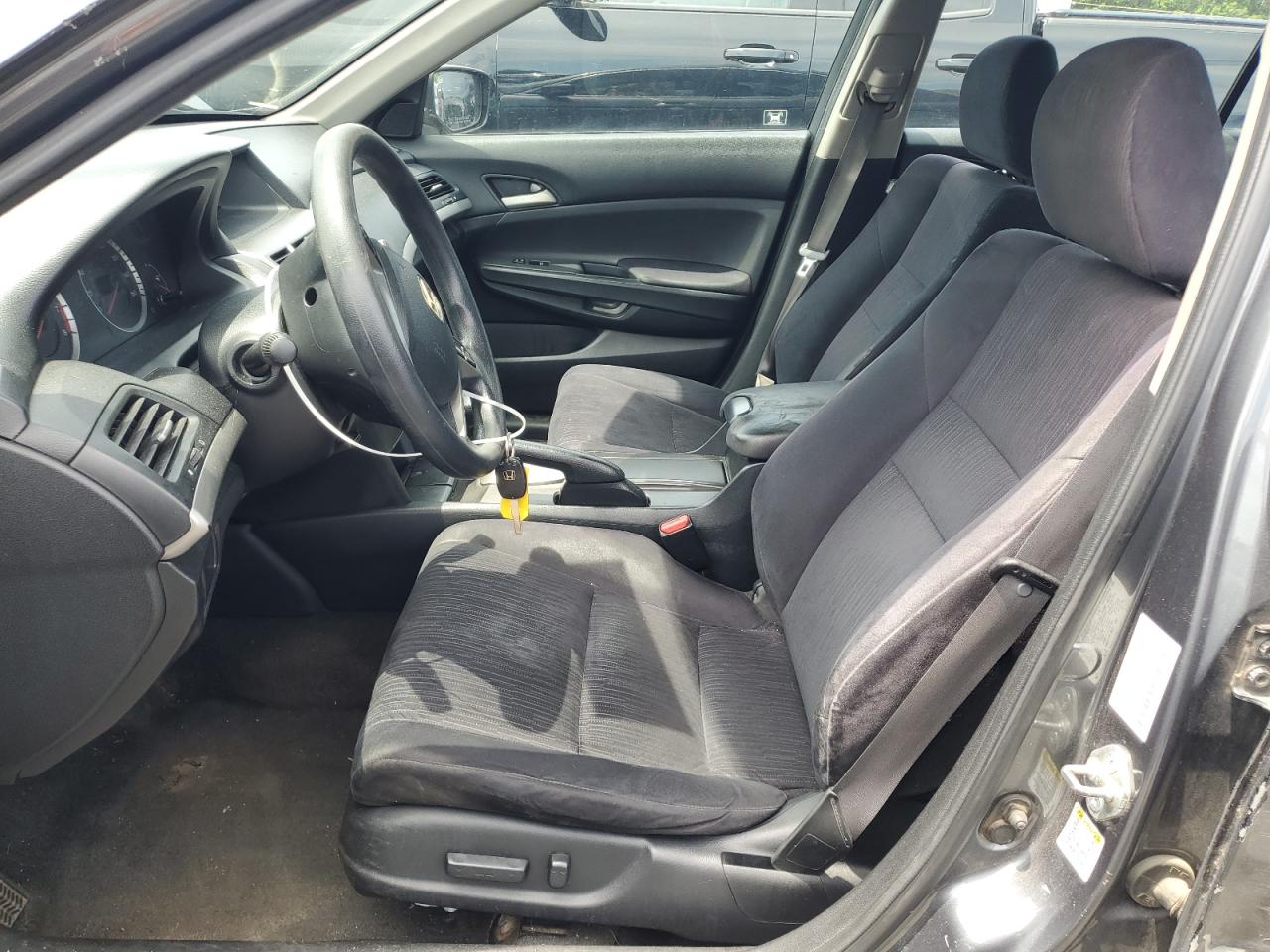 2011 Honda Accord Lxp VIN: 1HGCP2F42BA084707 Lot: 62147265
