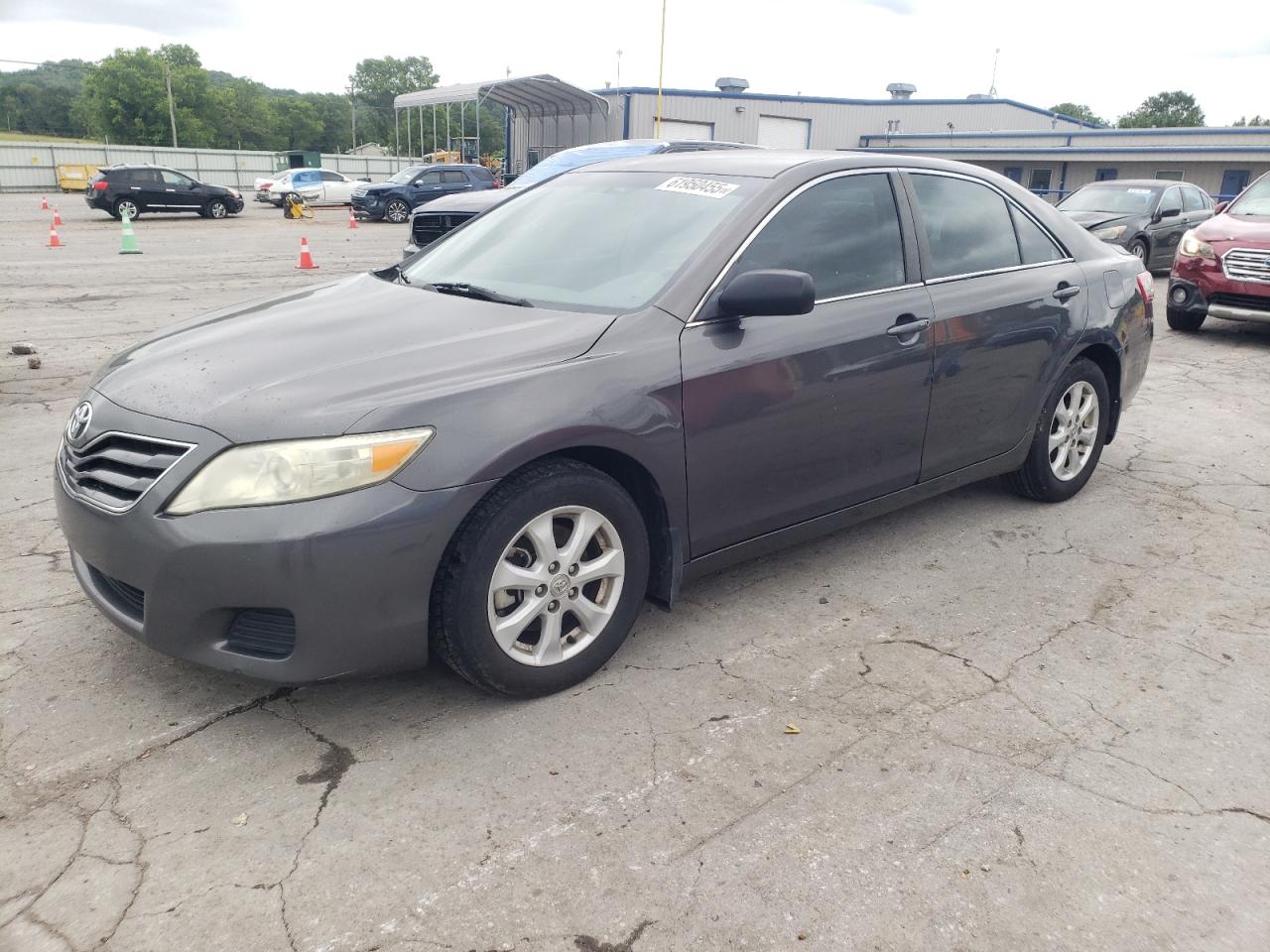 2011 Toyota Camry Base للبيع في Lebanon، TN - Minor Dent/Scratches