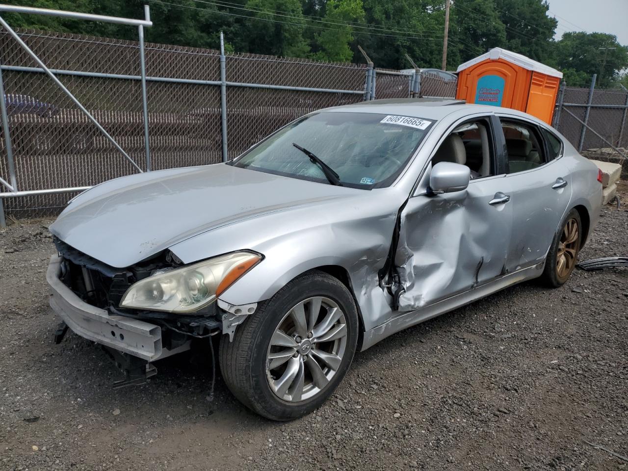 2012 Infiniti M37