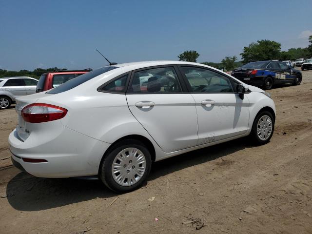 Sedans FORD FIESTA 2016 Biały