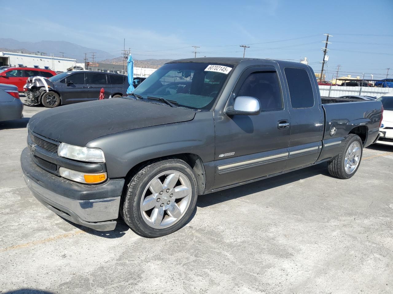 2001 Chevrolet Silverado C1500 продається в Sun Valley, CA - Mechanical