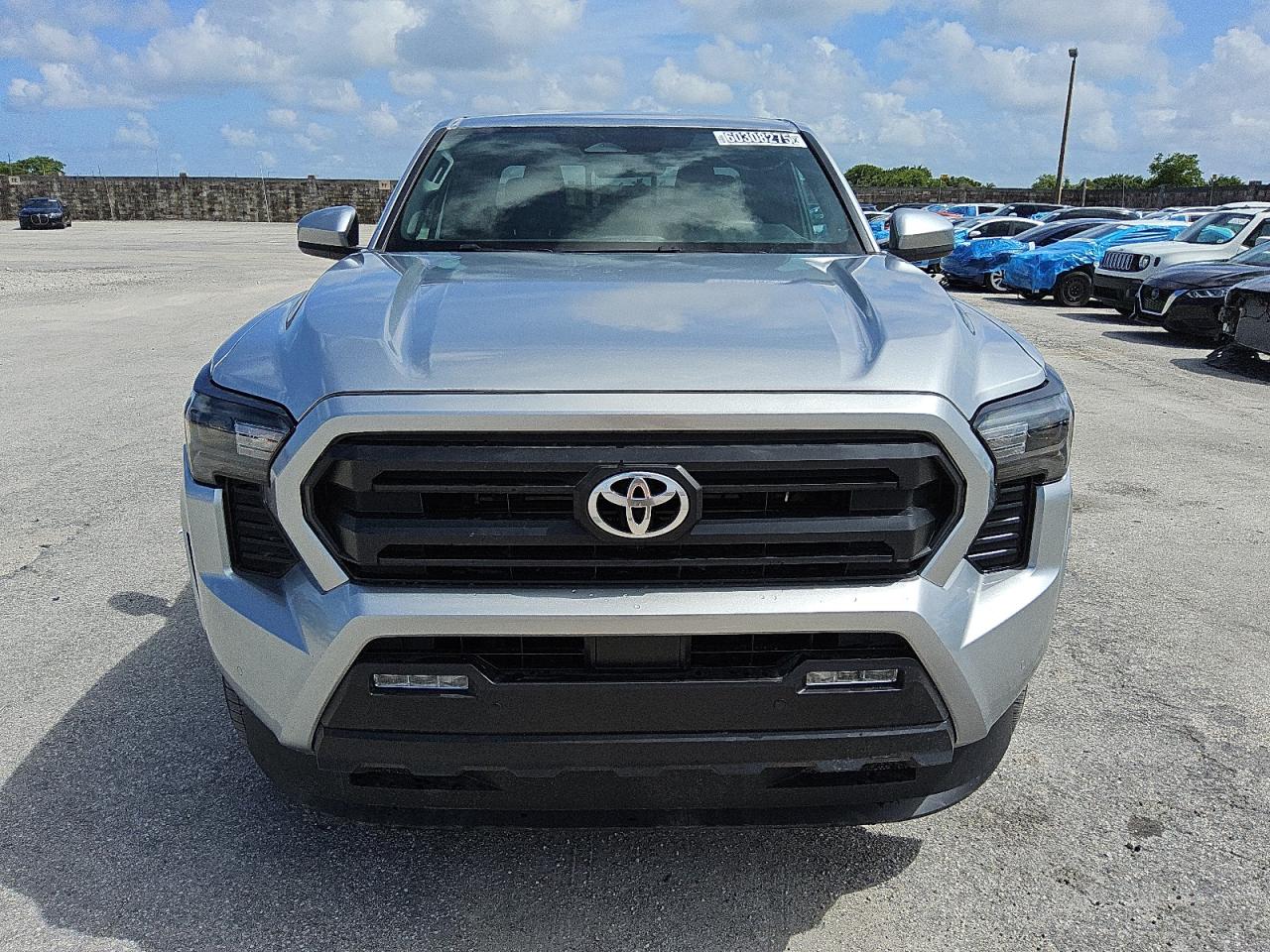 Homestead, FL에서 판매 중인 2024 Toyota Tacoma Double Cab - Minor Dent/Scratches