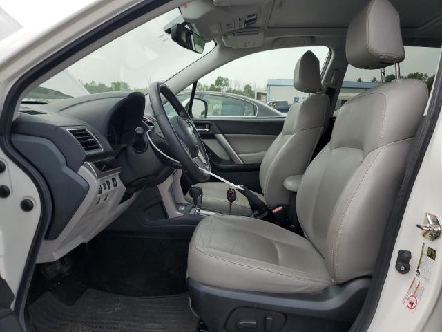  SUBARU FORESTER 2017 Biały