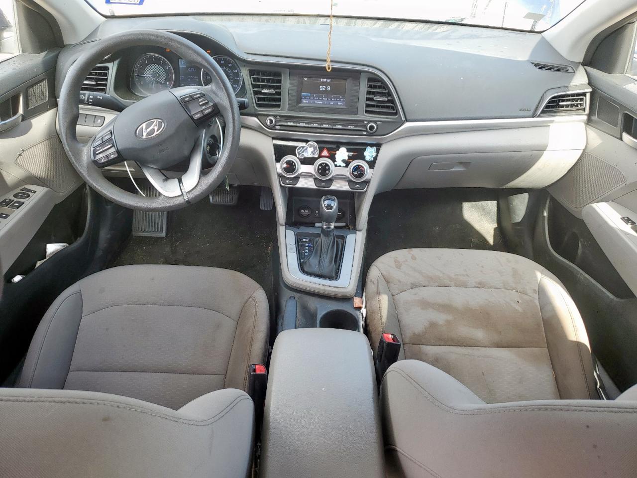 2019 Hyundai Elantra Se VIN: 5NPD74LF7KH494058 Lot: 62363575