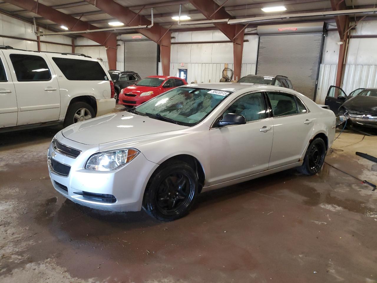 2010 Chevrolet Malibu Ls for Sale in Lansing, MI - Rear End