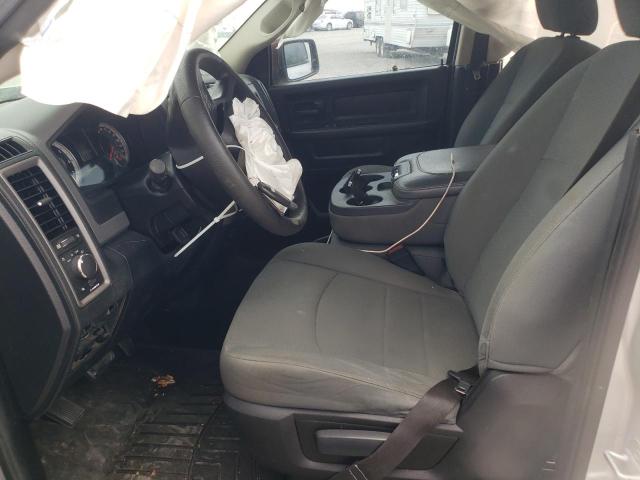 Pickups RAM 1500 2014 Srebrny