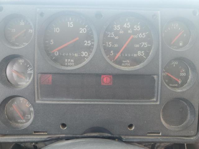 2004 FREIGHTLINER CHASSIS FS65  