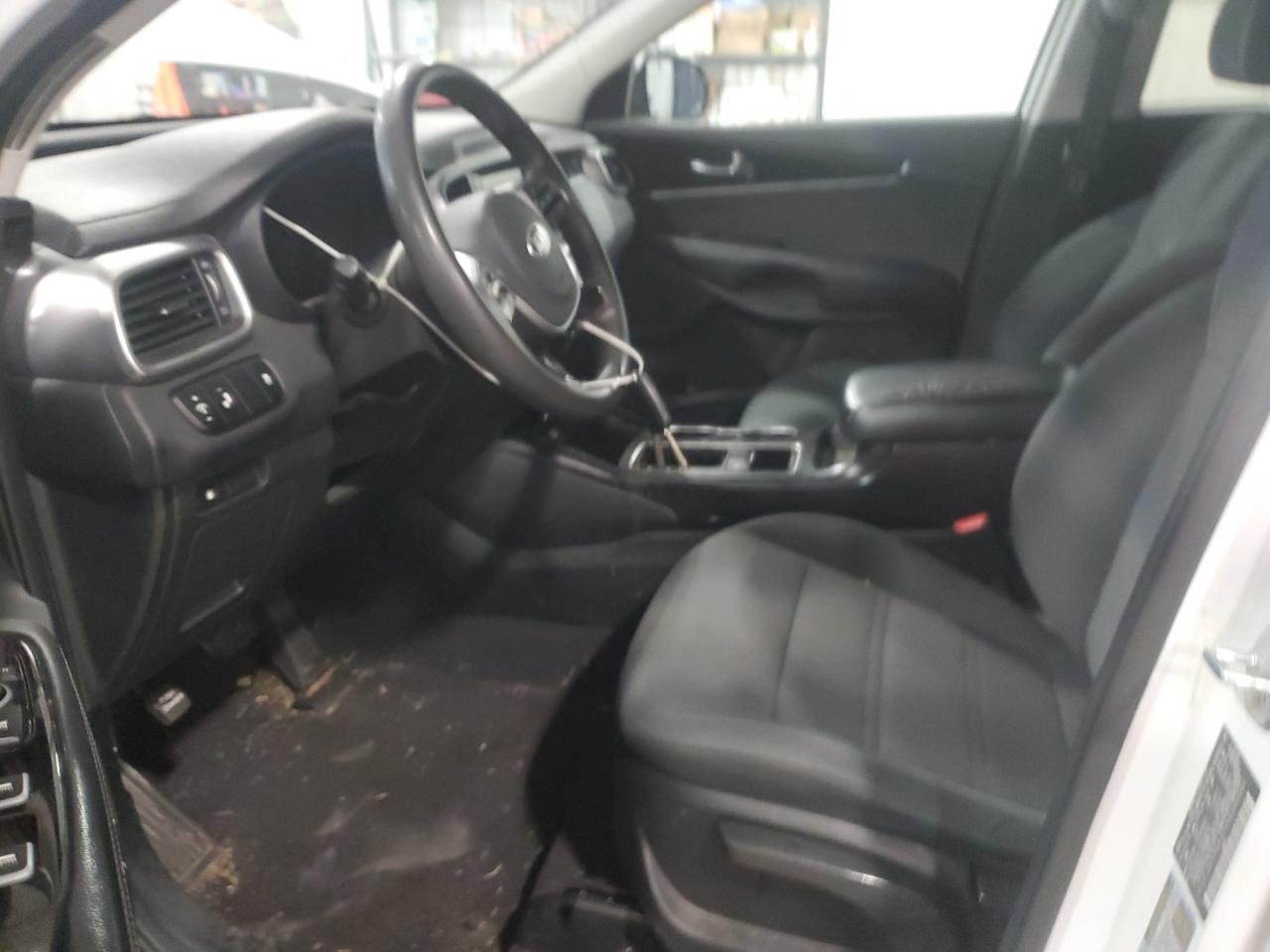 KIA SORENTO 2019 VIN 5XYPG4A31KG540349 photo 7