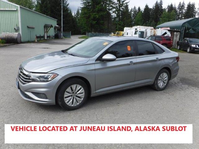  VOLKSWAGEN JETTA 2019 Srebrny