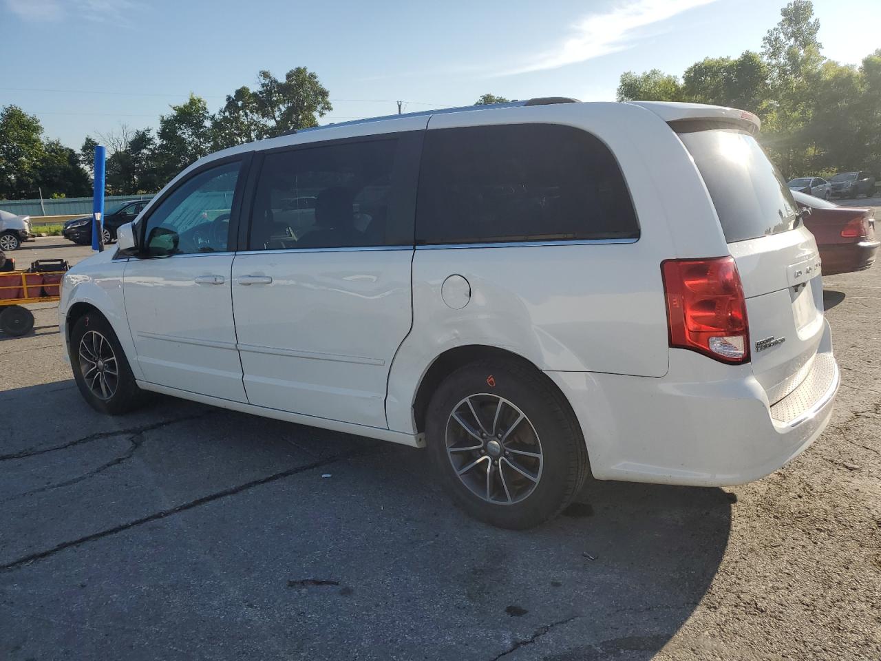 DODGE CARAVAN 2017 VIN 2C4RDGCG1HR685334 zdjęcie 2