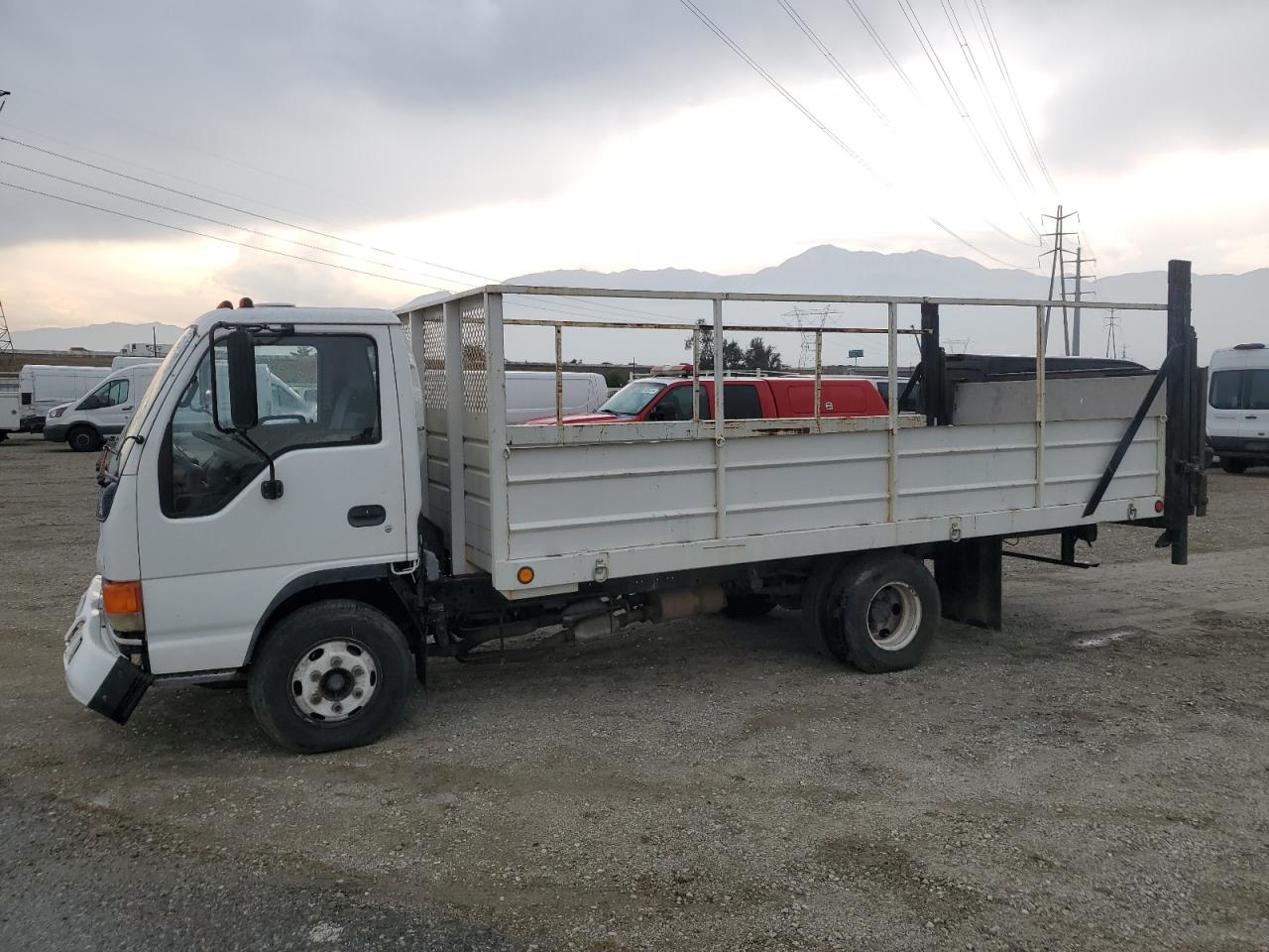 1997 Isuzu Npr de vânzare în Rancho Cucamonga, CA - Front End