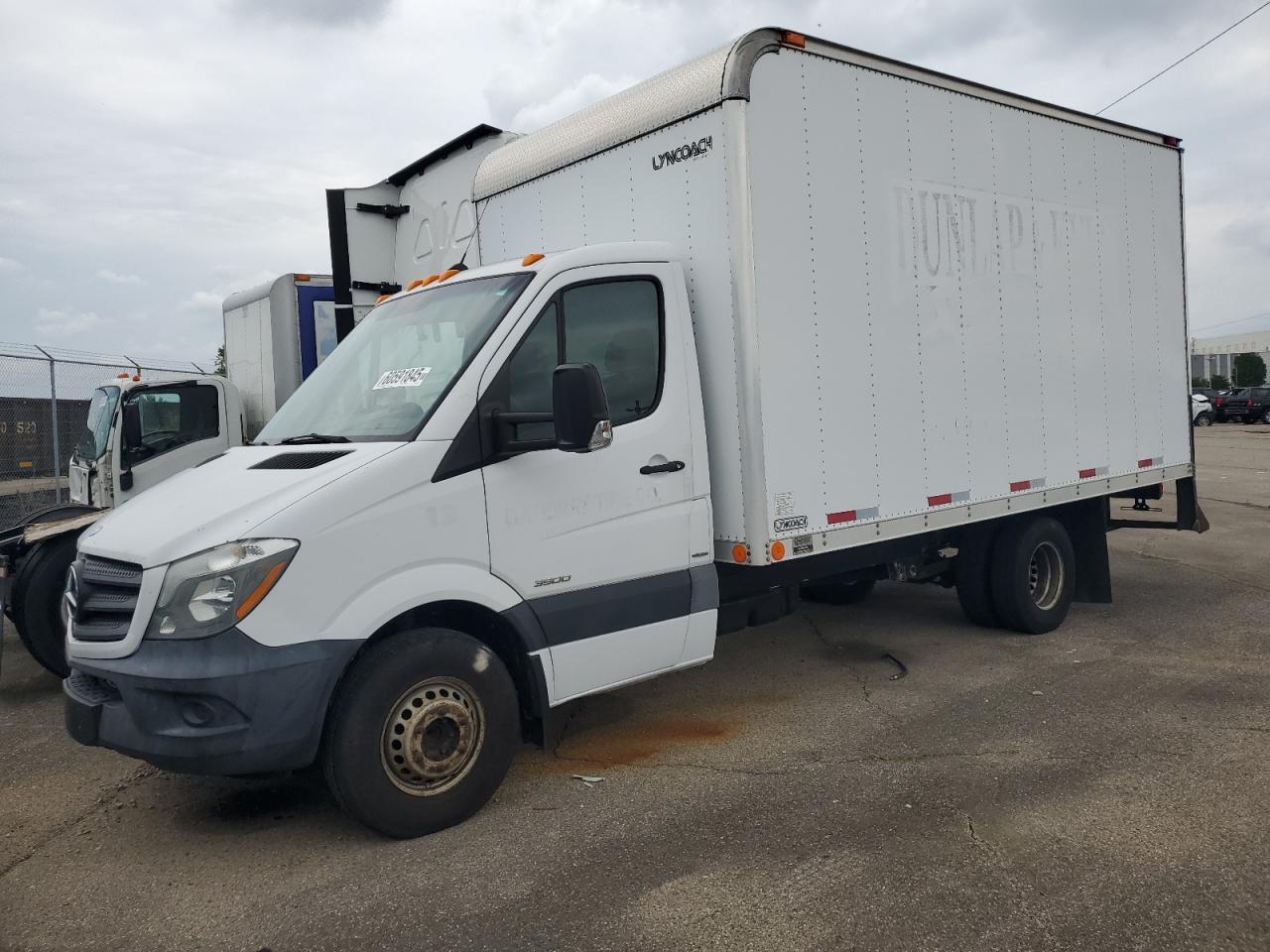 Moraine, OH에서 판매 중인 2015 Mercedes-Benz Sprinter 3500 - Mechanical