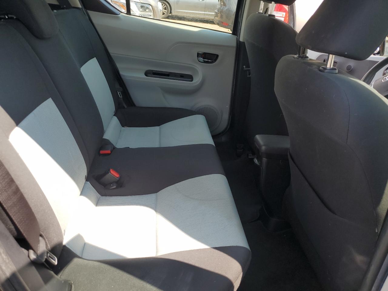 2012 Toyota Prius C VIN: JTDKDTB31C1008838 Lot: 62587885