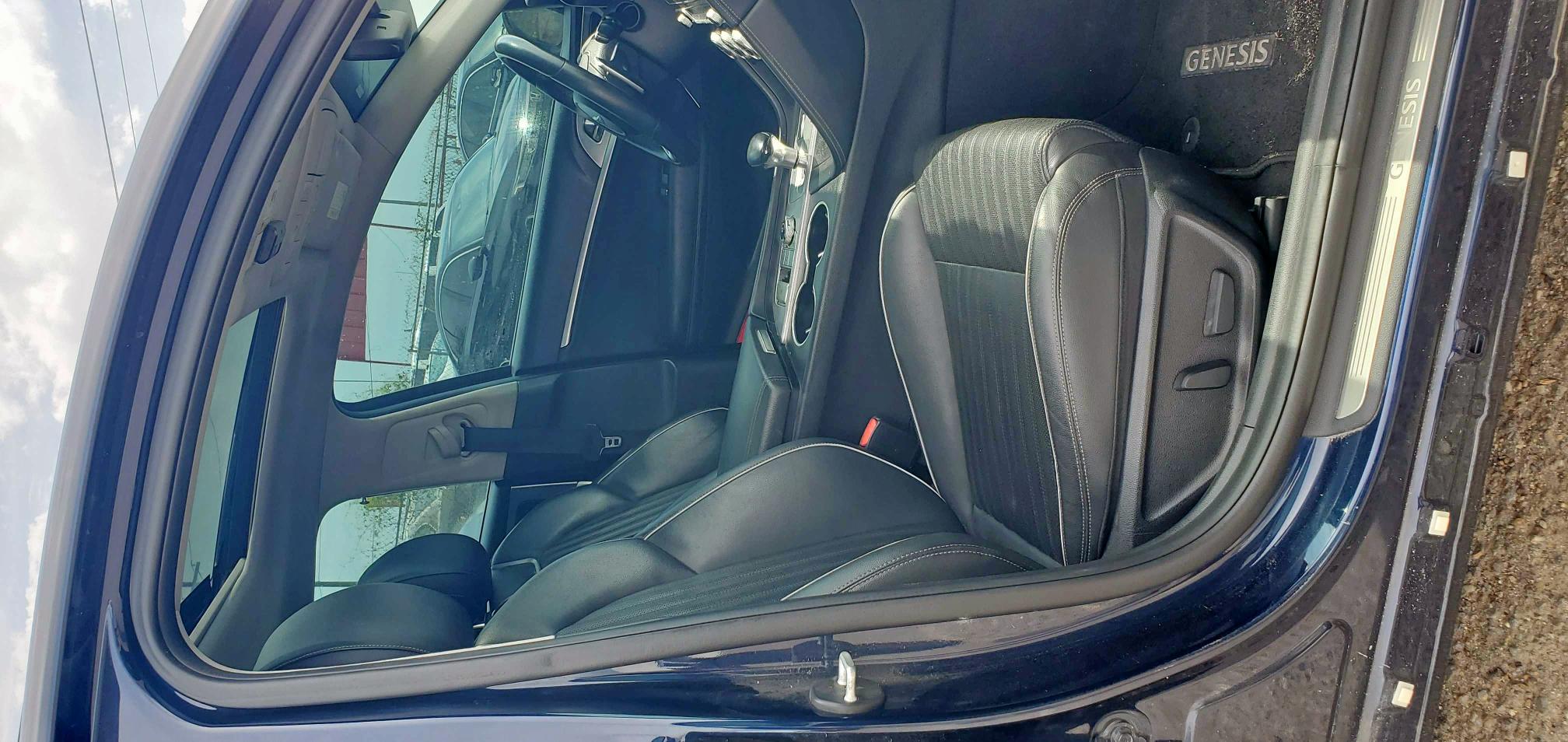  GENESIS G70 2020 Granatowy