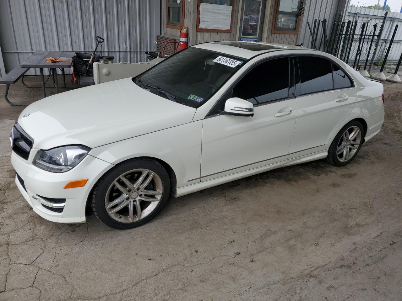 2012 Mercedes-Benz C 300 4Matic იყიდება Fort Wayne-ში, IN - Rear End