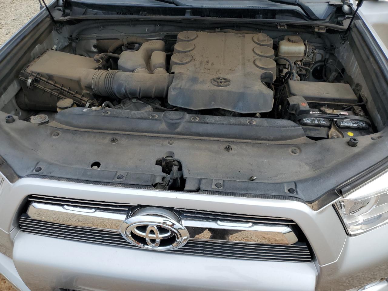 2010 Toyota 4Runner Sr5 VIN: JTEZU5JR0A5006614 Lot: 62657035