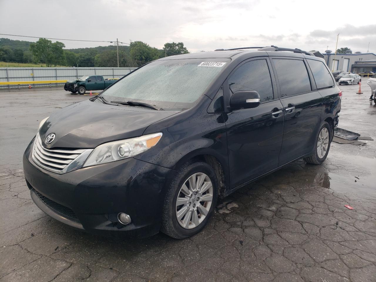2013 Toyota Sienna Xle იყიდება Lebanon-ში, TN - Rear End