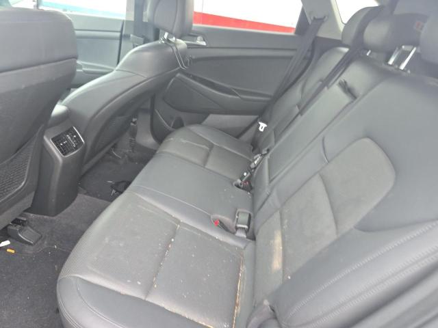 Parquets HYUNDAI TUCSON 2016 Szary