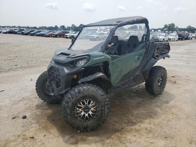 2022 CAN-AM COMMANDER DPS 700  