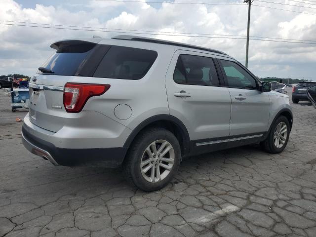 Parquets FORD EXPLORER 2017 Srebrny