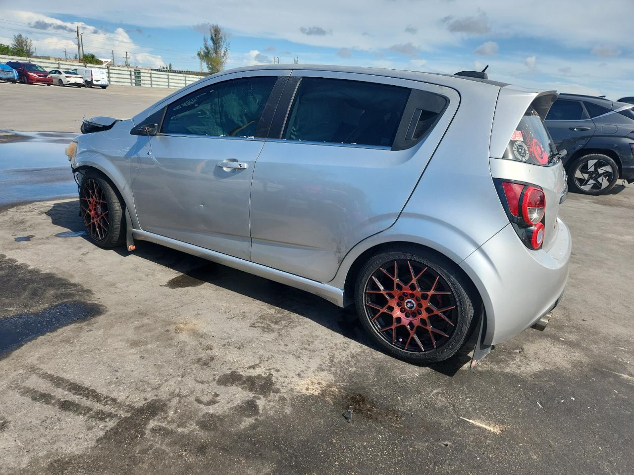 CHEVROLET SONIC 2015 VIN 1G1JH6SB7F4169196 zdjęcie 2