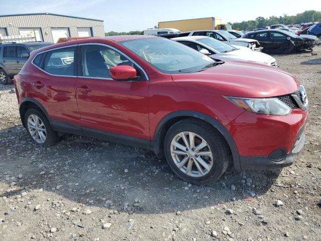  NISSAN ROGUE 2017 Красный