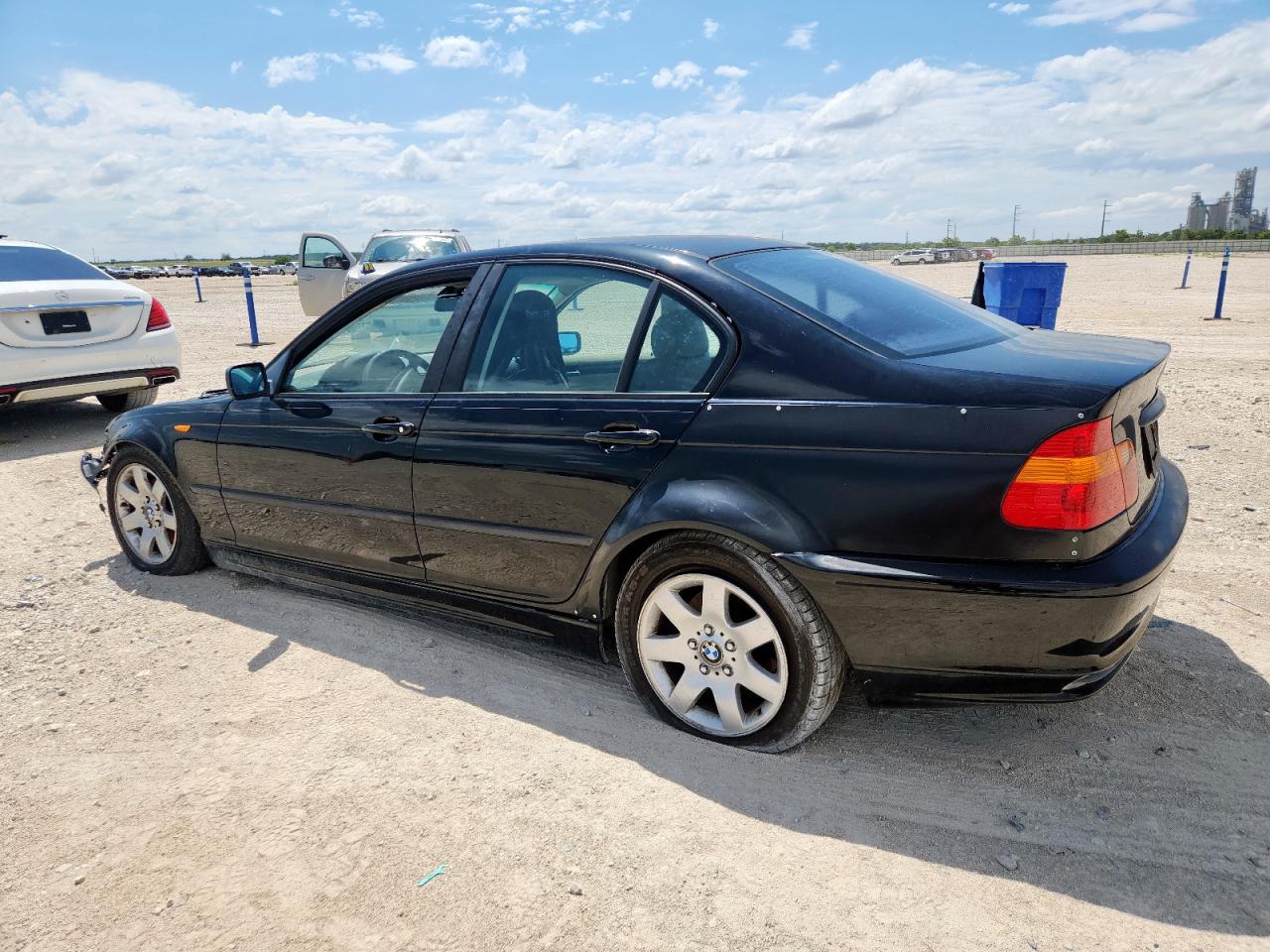 2003 BMW 325 I black sedan gas WBAET37493NJ32718 photo #3