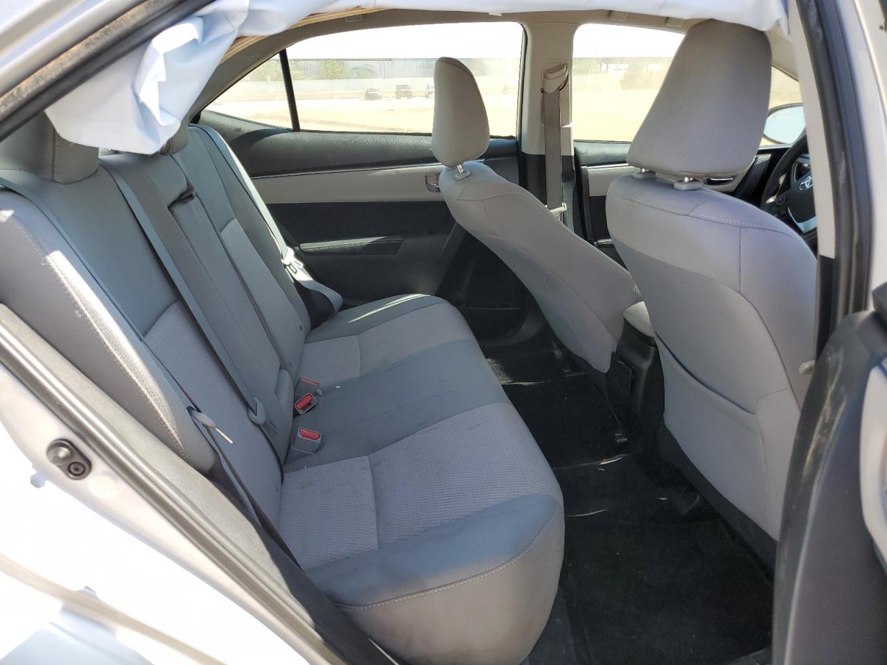 2015 Toyota Corolla L VIN: 5YFBURHE4FP322589 Lot: 61777785