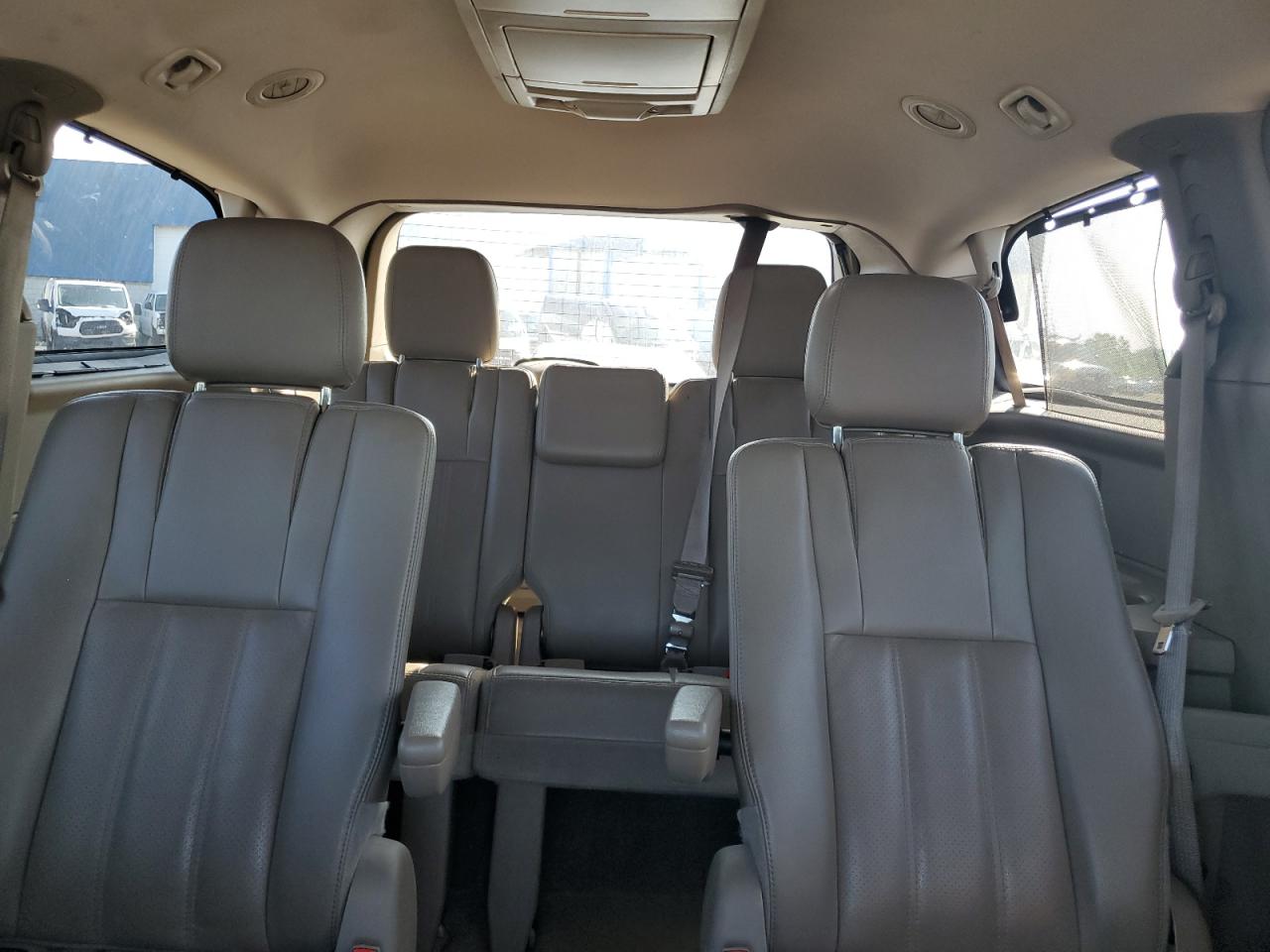 2012 Chrysler Town & Country Touring L VIN: 2C4RC1CGXCR412823 Lot: 58849775