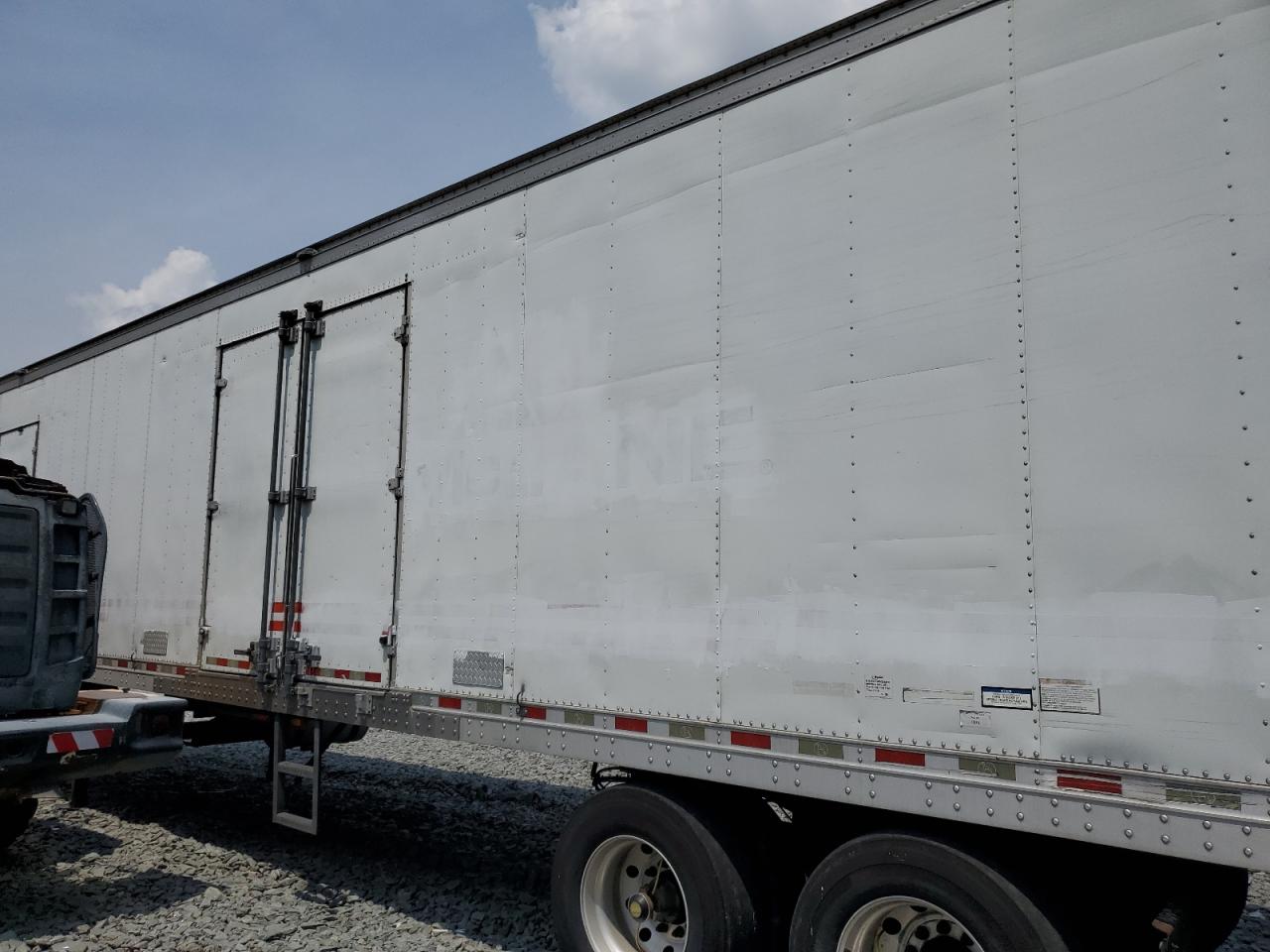 GREAT DANE ALL Models 2015 VIN 1GRAA9629FE701992 фото 3