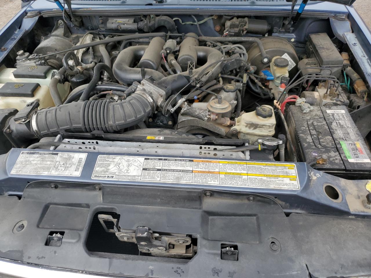 2000 Ford Explorer Eddie Bauer VIN: 1FMZU74E5YZA26011 Lot: 59954945