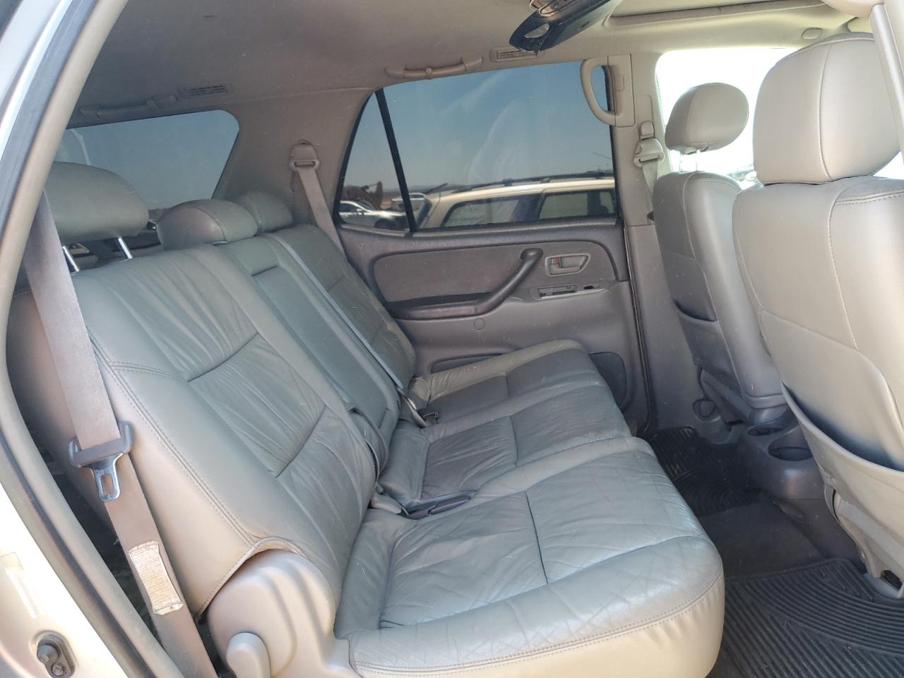 2004 Toyota Sequoia Sr5 VIN: 5TDBT44A74S219101 Lot: 59441195