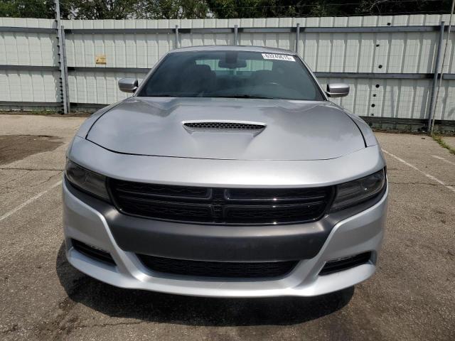 Sedans DODGE CHARGER 2016 Srebrny