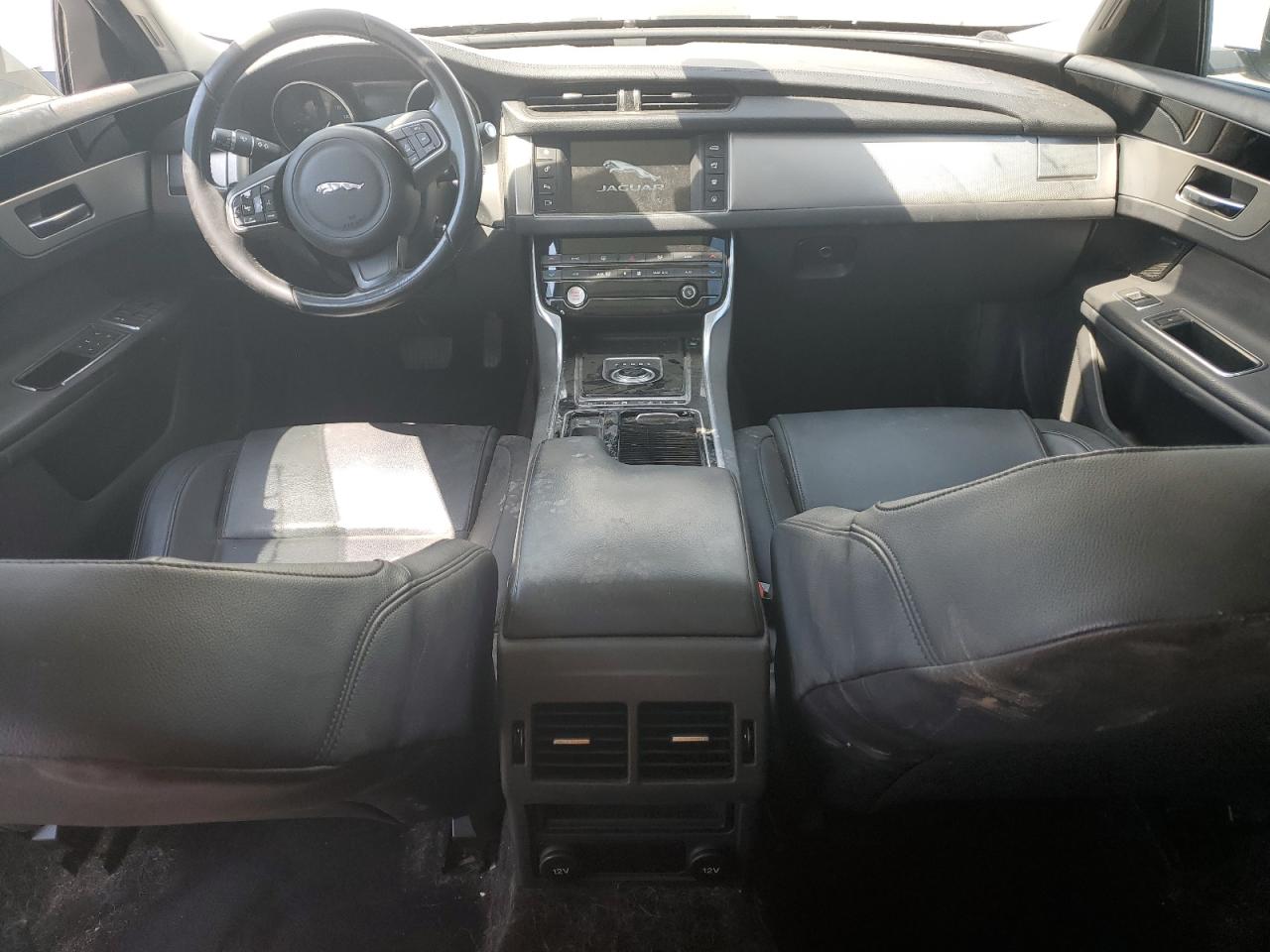 2016 Jaguar Xf Premium VIN: SAJBD4BVXGCY20495 Lot: 59969965