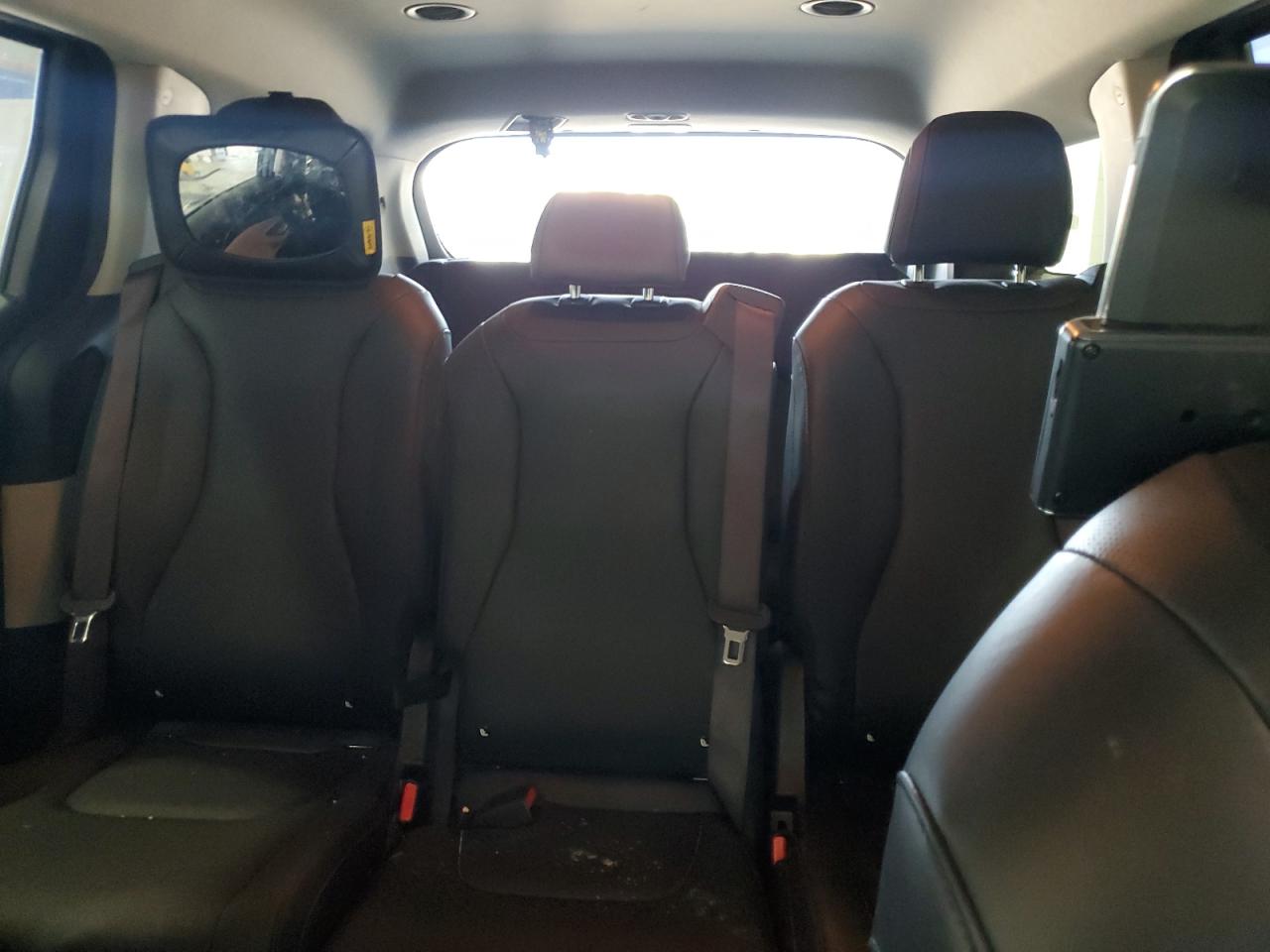 2023 Kia Carnival Lx VIN: KNDNB4H38P6211556 Lot: 62156605