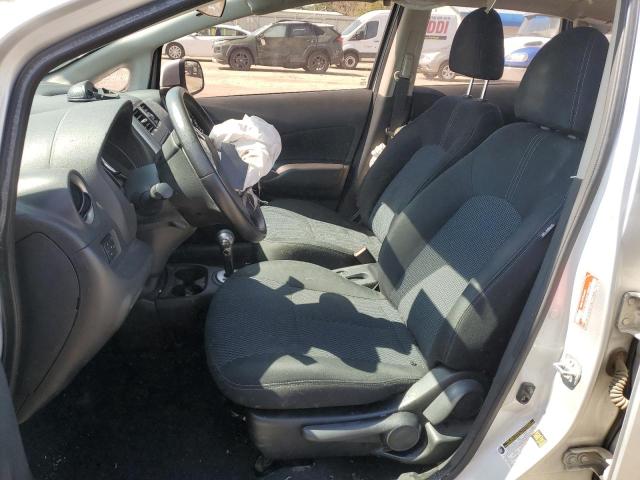Хэтчбеки NISSAN VERSA 2014 Серебристый
