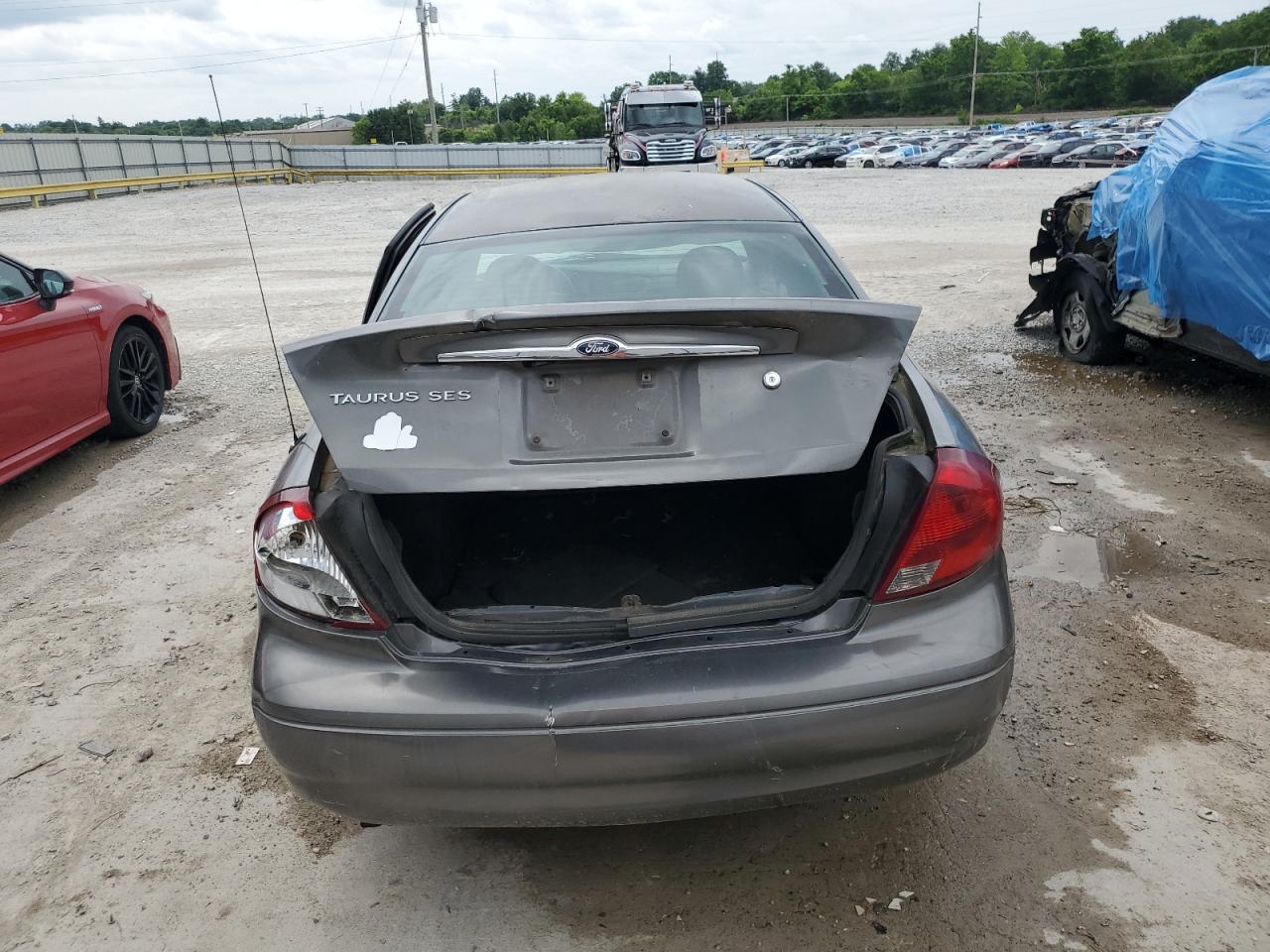 2003 Ford Taurus Ses VIN: 1FAFP55213G215000 Lot: 59596615