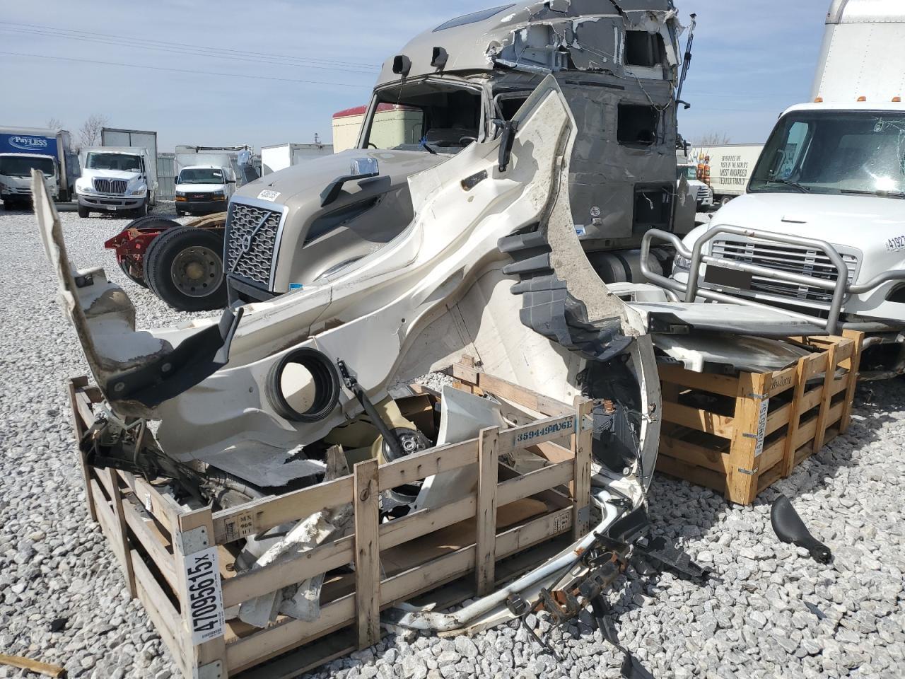 2024 International Lt625 Semi Truck VIN: 3HSDZAPR2RN731929 Lot: 47095615