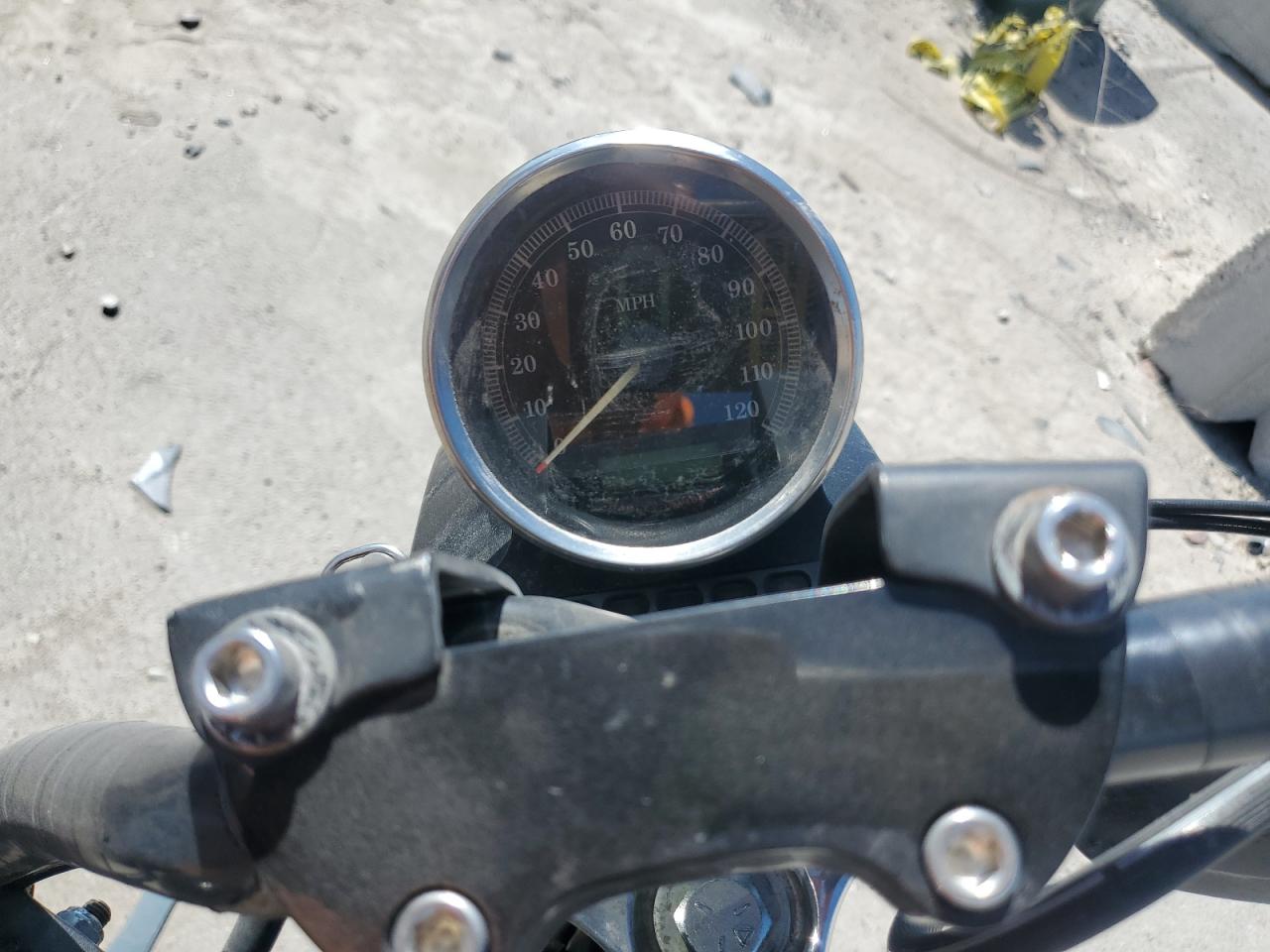 2007 Harley-Davidson Xl883 L VIN: 1HD4CR2167K415243 Lot: 61629015