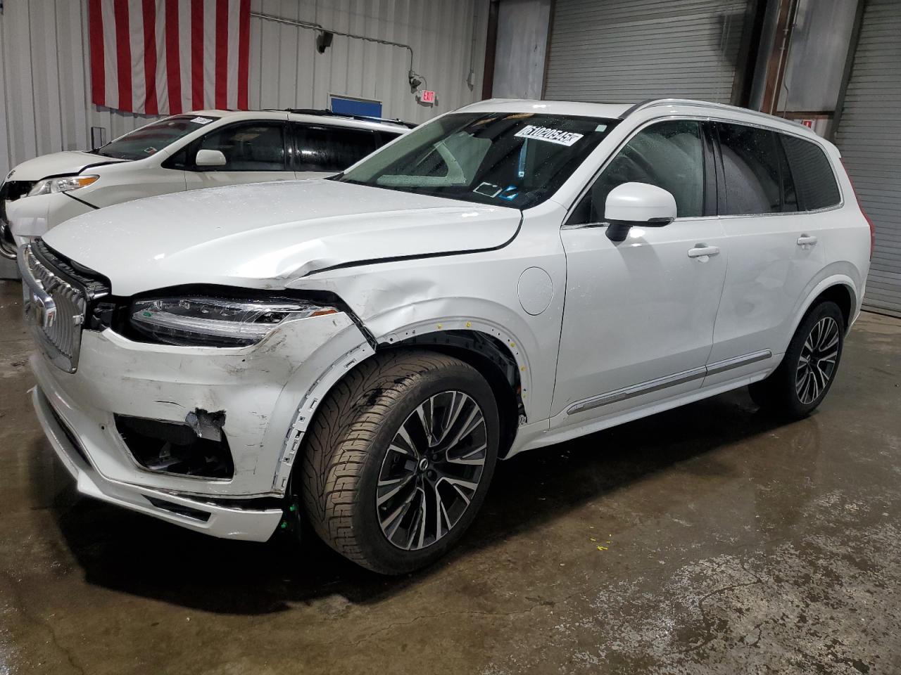 2023 Volvo Xc90 Core na sprzedaż w Brookhaven, NY - Front End
