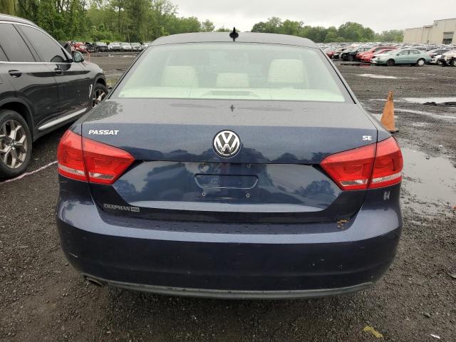 Sedans VOLKSWAGEN PASSAT 2014 Blue
