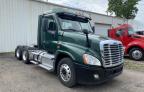 2013 FREIGHTLINER CASCADIA 125    à vendre chez Copart MI - LANSING
