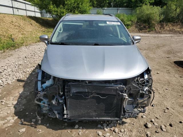  CHRYSLER PACIFICA 2017 Srebrny