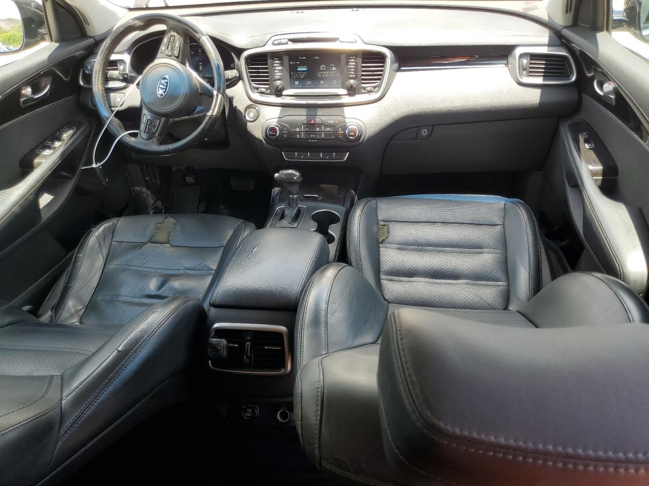 KIA SORENTO 2017 VIN 5XYPH4A54HG302082 photo 8