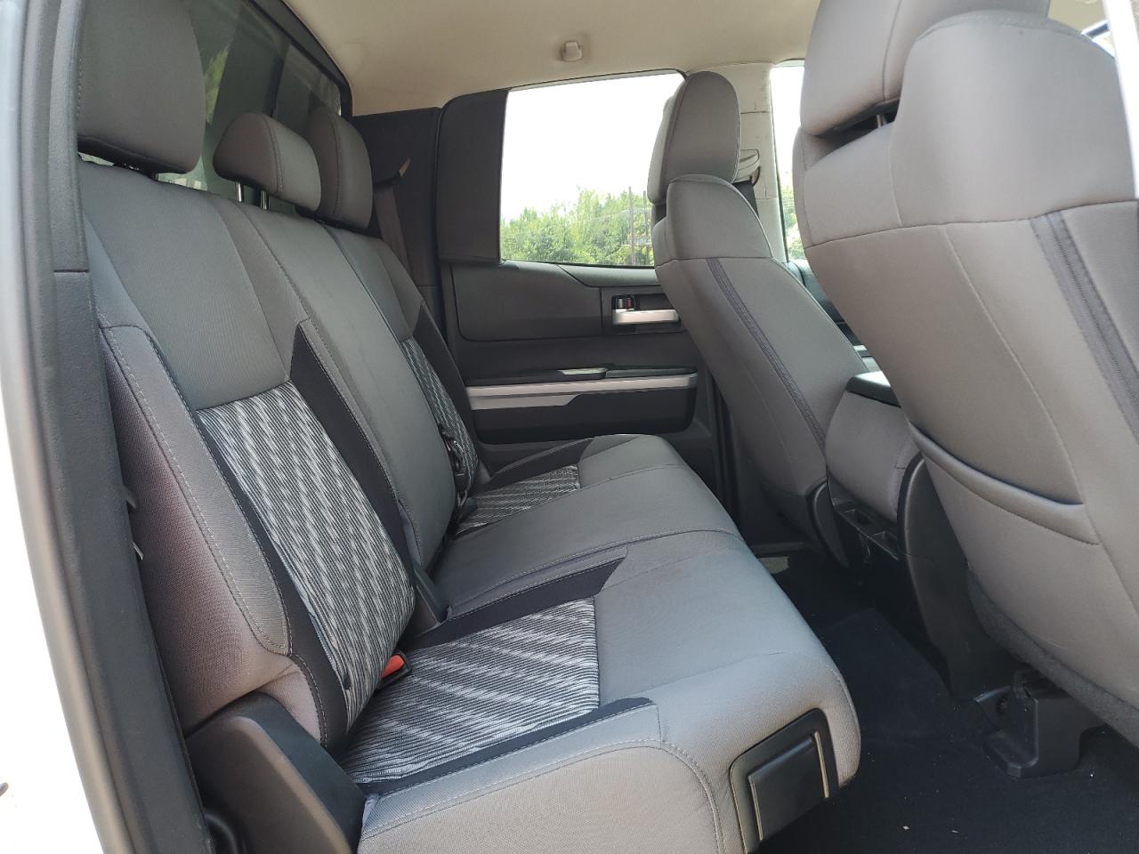 2019 Toyota Tundra Double Cab Sr VIN: 5TFTY5F18KX010661 Lot: 62647095