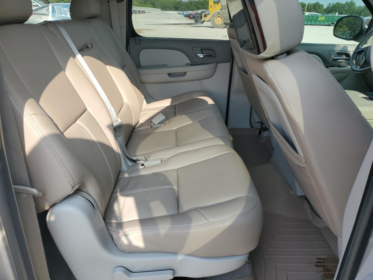 2008 Chevrolet Suburban C1500 Ls VIN: 1GNFC16018J196185 Lot: 60878145