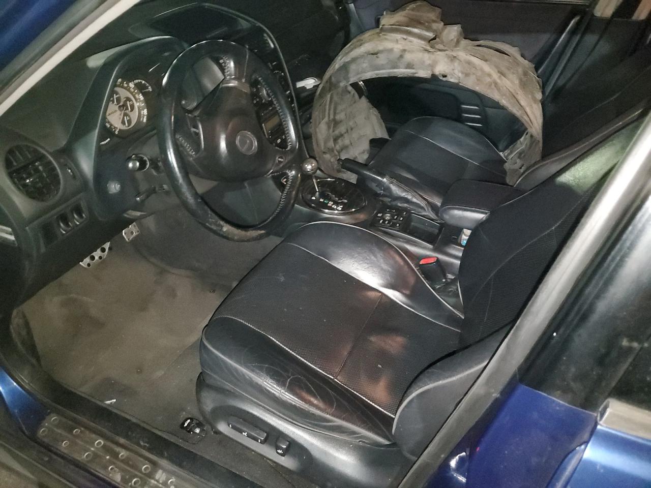 2002 Lexus Is 300 VIN: 039904 Lot: 62617015