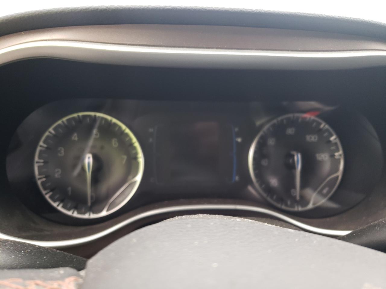 2018 Chrysler Pacifica Touring L VIN: 2C4RC1BG4JR290488 Lot: 60935185