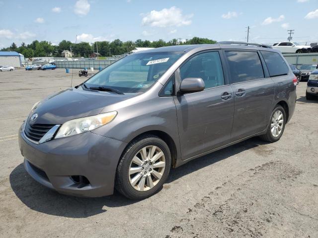 2013 Toyota Sienna Le 3.5L